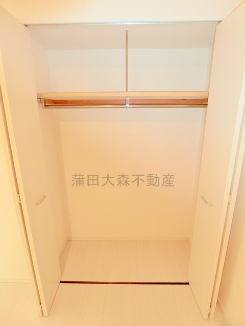 コスモリード西馬込の収納|洋室6帖　収納　クローゼット