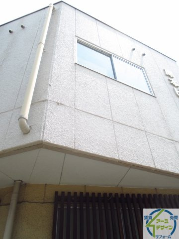 岸本ビルの外観