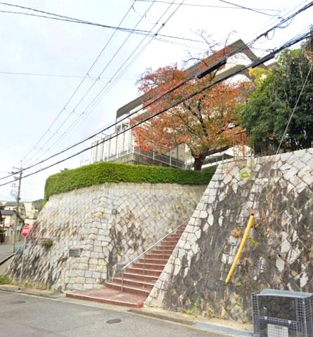 シャルム甲陽園の外観