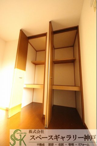 アルスクレストⅠの収納|※お部屋により仕様が異なる可能性があります。