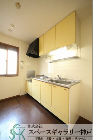 アルスクレストⅠのキッチン|※お部屋により仕様が異なる可能性があります。