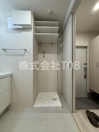 【その他】 | ＴＨＥ　ＢＥＬＵＧＡ　世田谷　ＲＥＳＩＤＥＮＣＥ | 洗濯機置場