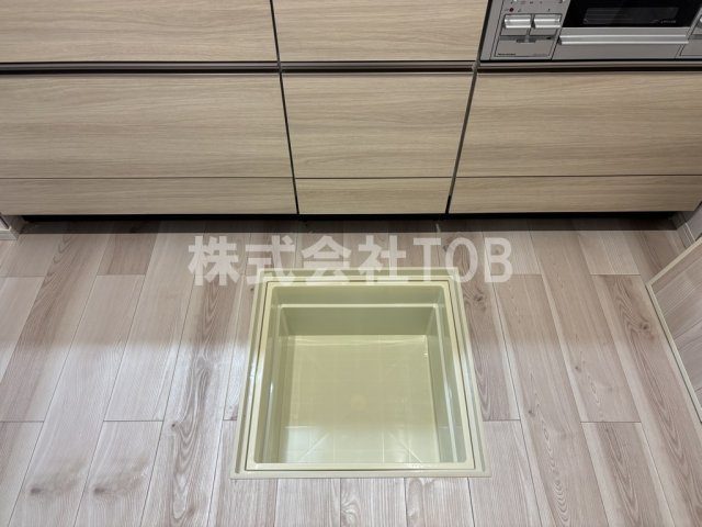 【収納】 | ＴＨＥ　ＢＥＬＵＧＡ　世田谷　ＲＥＳＩＤＥＮＣＥ | 床下収納