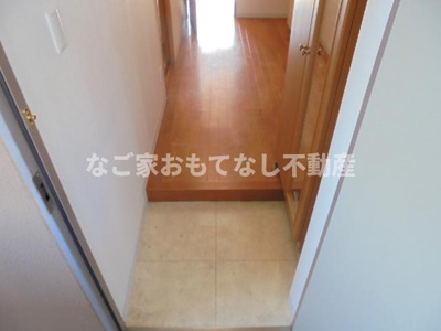 【玄関】 | アルボーレカミオタイ（ALOBORE kamiotai） | ※写真は別号室