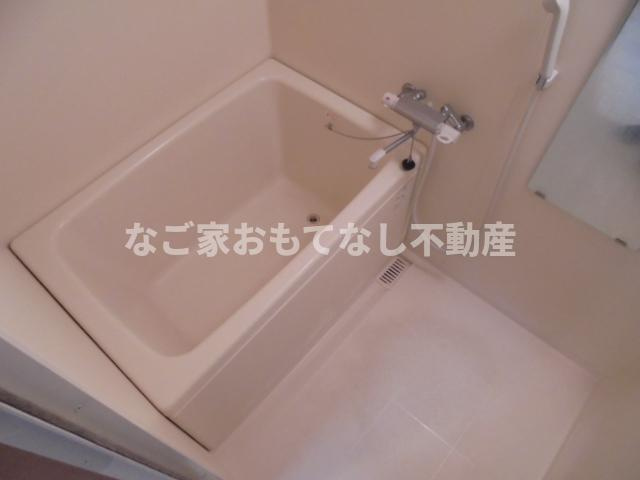 【浴室】 | アルボーレカミオタイ（ALOBORE kamiotai） | ※写真は別号室