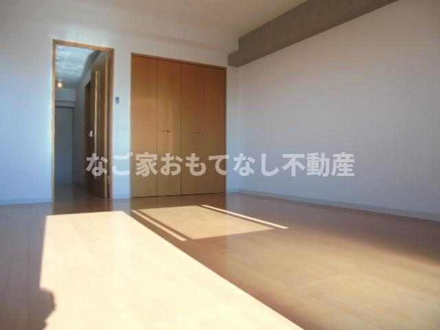 【居間・リビング】 | アルボーレカミオタイ（ALOBORE kamiotai） | ※写真は別号室