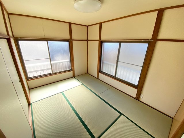 【寝室】