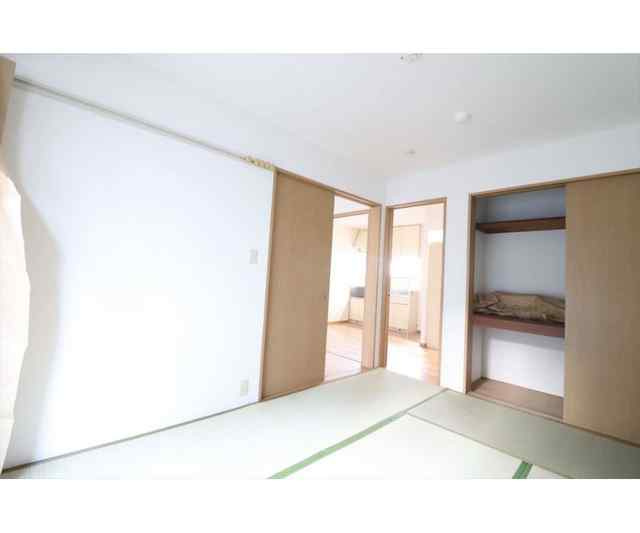 町田市能ヶ谷７丁目のアパートの収納
