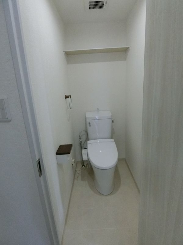 ヴェスタ堀江のトイレ