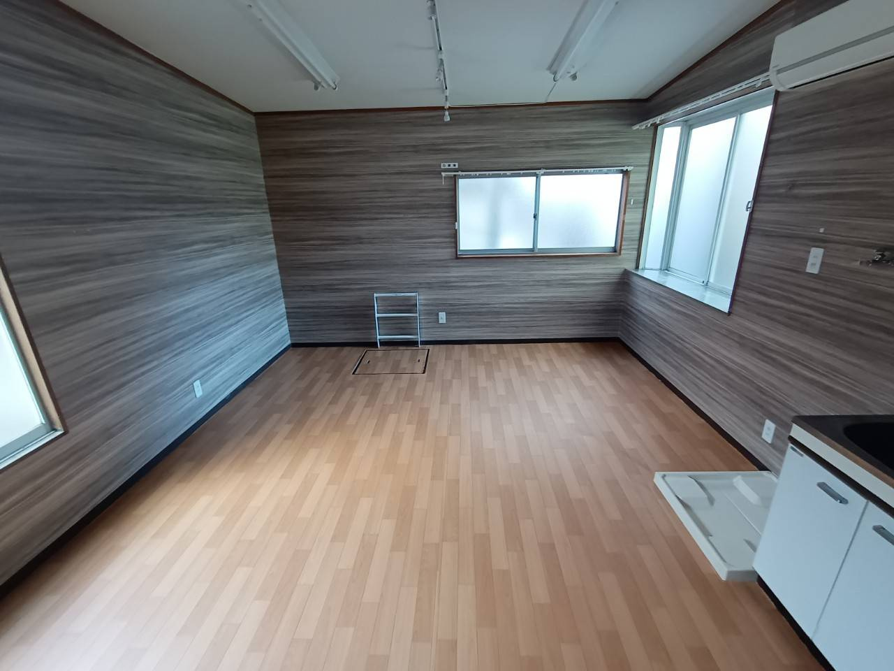 【居間・リビング】