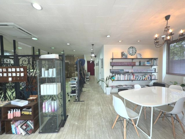 欠町清水田20-25　店舗の内装