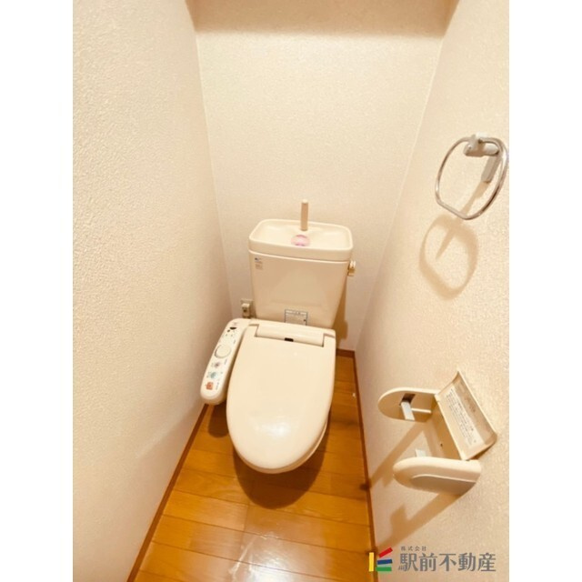 日栄ビルのトイレ|※別号室のお写真です