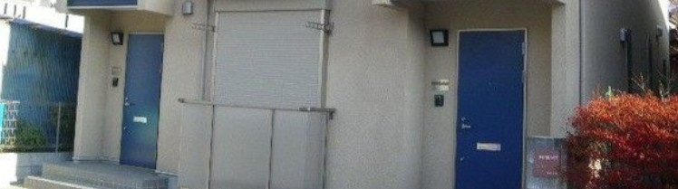 メイプルハイツのエントランス