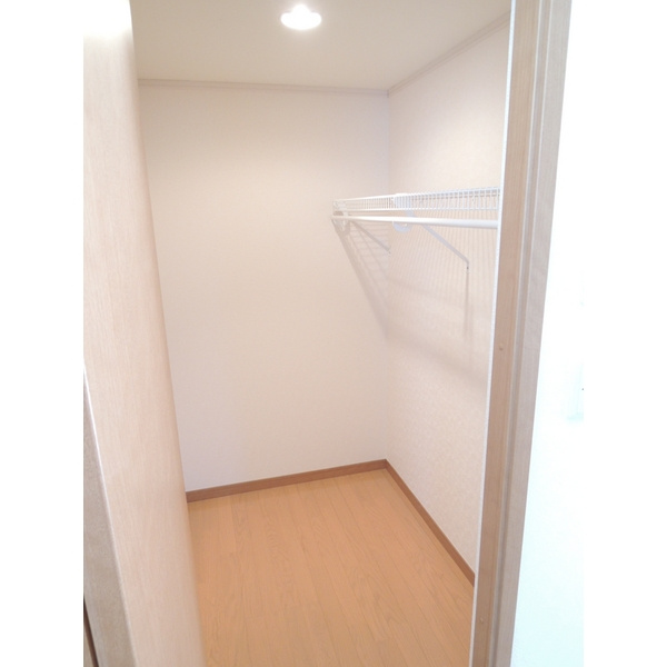 メイプルハイツの収納