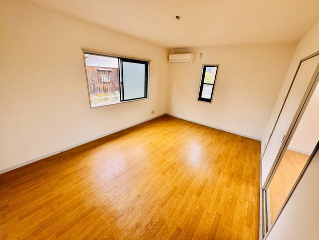 パストラルハイツＢ棟の居間・リビング