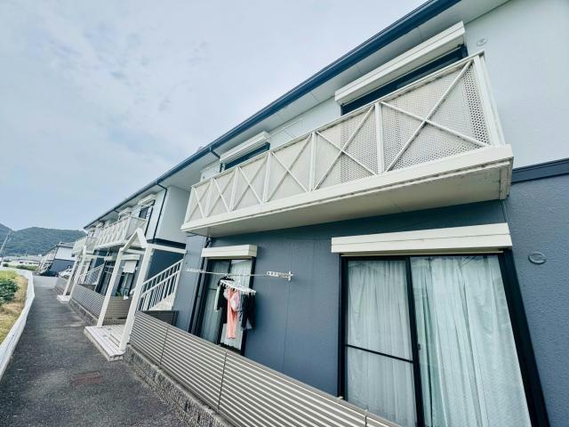 パストラルハイツＢ棟の外観