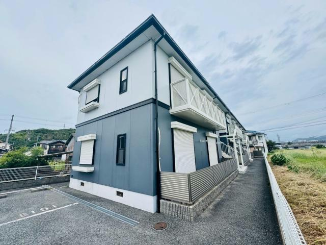 パストラルハイツＢ棟の外観