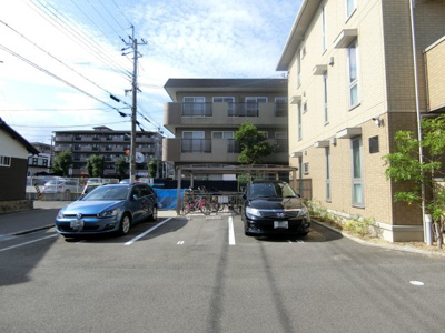 【駐車場】 | サンファミーユ