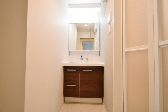 GROOVE上甲子園の独立洗面台