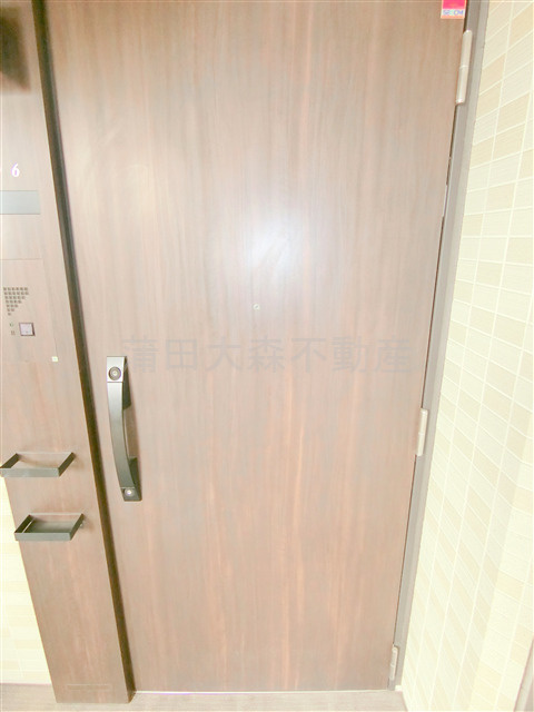 プラウドシティ大田六郷の玄関