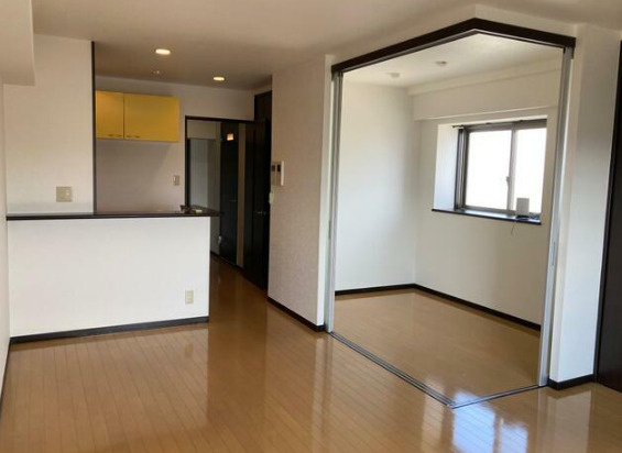 ラ・レジェンダ白川公園の居間・リビング