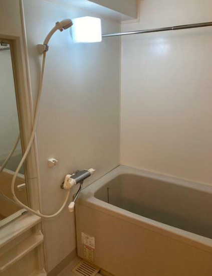 ラ・レジェンダ白川公園の浴室