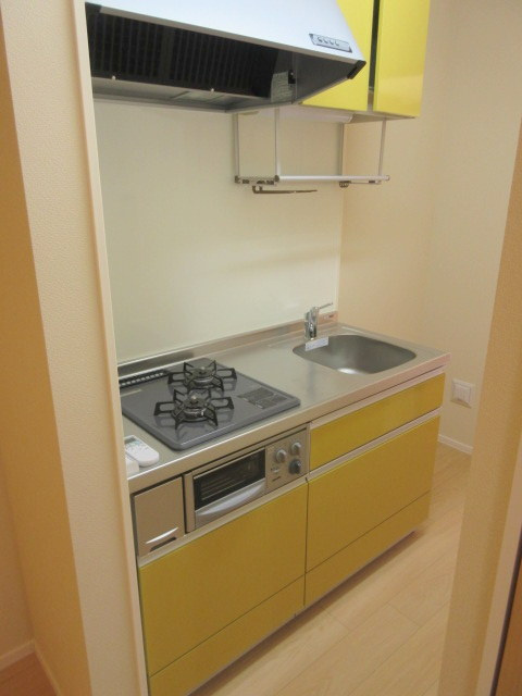 ル・ポール上大岡のキッチン|お料理の幅も広がるグリル付２口ガスシステムキッチン