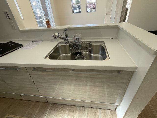 並木町3丁目戸建賃貸住宅のキッチン|キッチンでお料理をお楽しみください