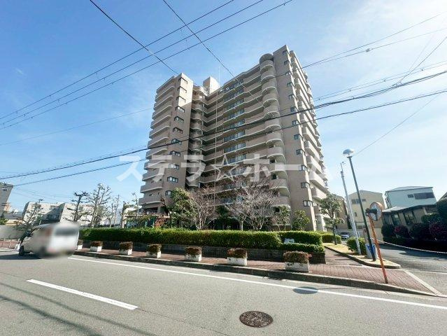 ファミール鶴見