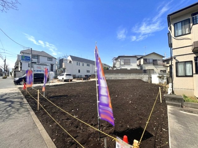 【外観】 | 練馬区平和台1丁目　建築条件無売地　全3区画　（成増店） | 自然に囲まれた閑静な住宅街に立地