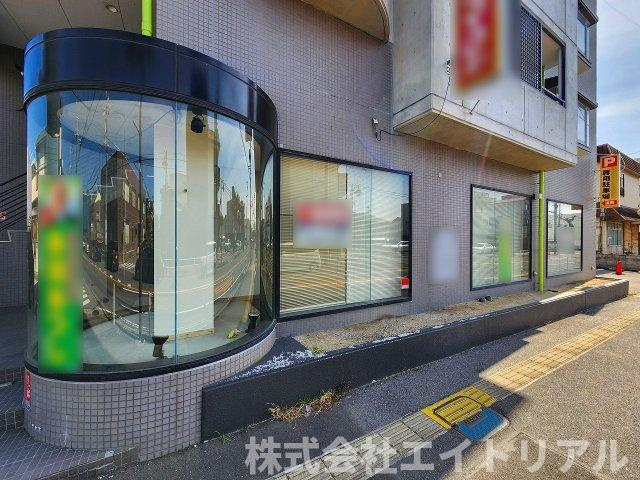 210ルミエールの外観
