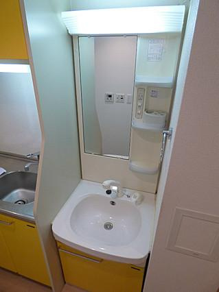 スワンズコート新神戸の洗面所