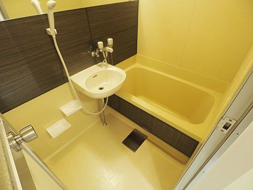 フローレス岡本の浴室