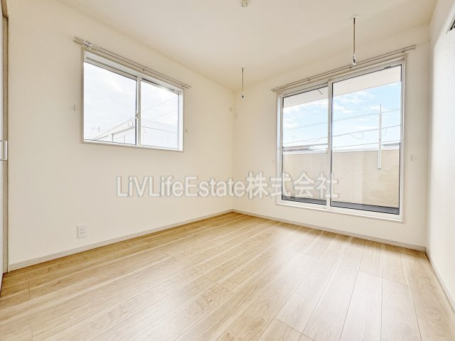 並木町3丁目戸建賃貸住宅の洋室