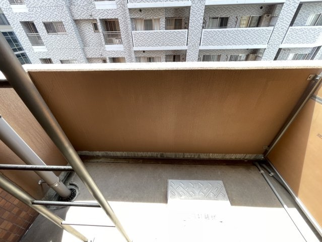 アーバングリーン神戸元町のバルコニー