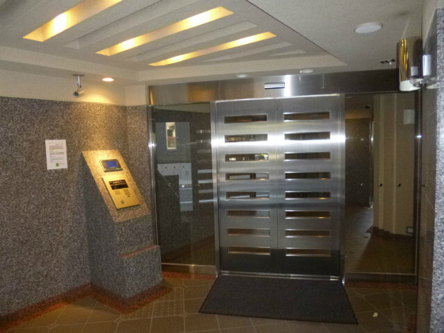 【エントランス】