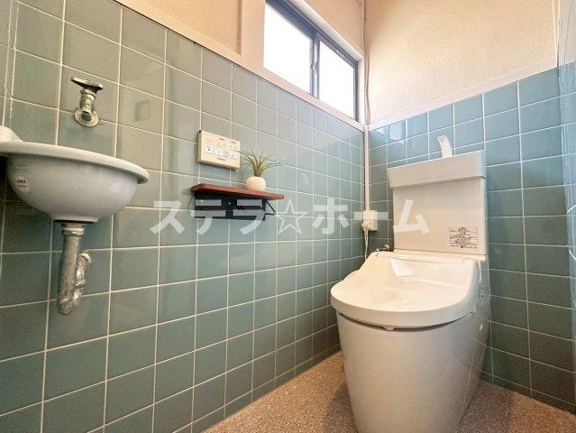 中浜3 中古戸建のトイレ|シンプルで使いやすいトイレです