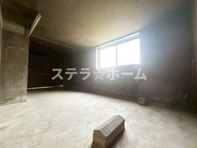 中浜3 中古戸建の駐車場|車をお持ちの方に嬉しい駐車場付きの物件です