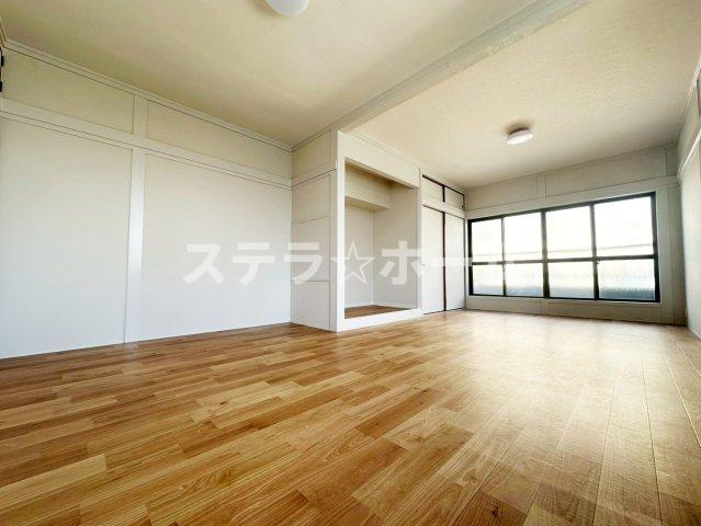 中浜3 中古戸建の洋室|使い勝手のいい洋室です