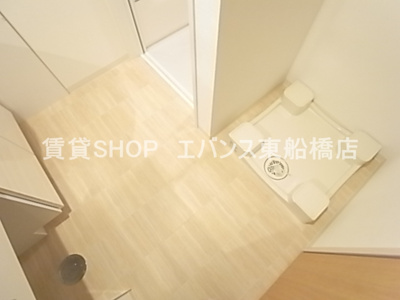  | コンフォーティア