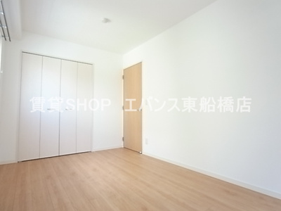  | コンフォーティア