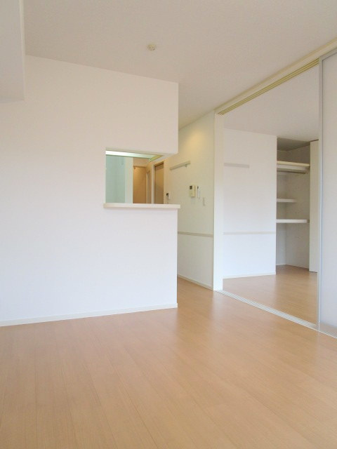 プチメゾン菅野の居間・リビング|★リビングダイニング★