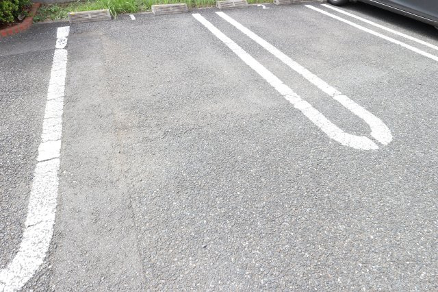 グランソレイユの駐車場