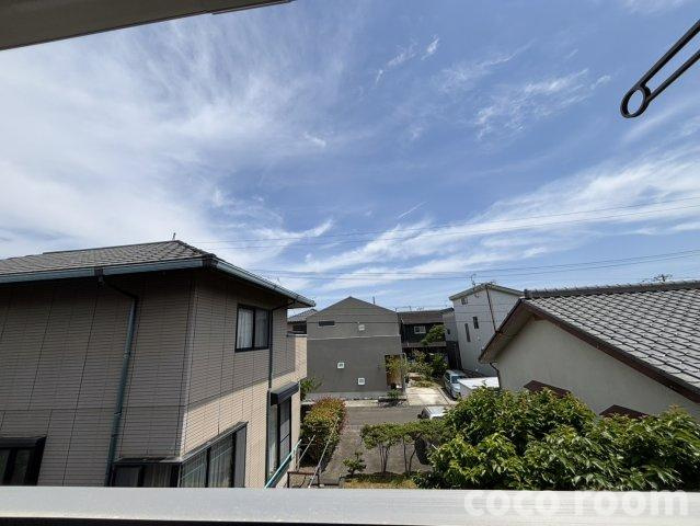 フローラのバルコニー