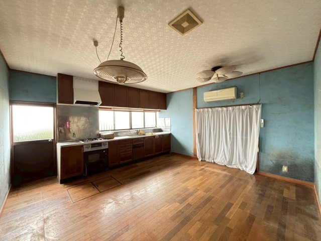 【居間・リビング】 | 【建物未登記】鉾田市滝浜　中古住宅