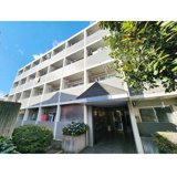 タッシ国立の画像