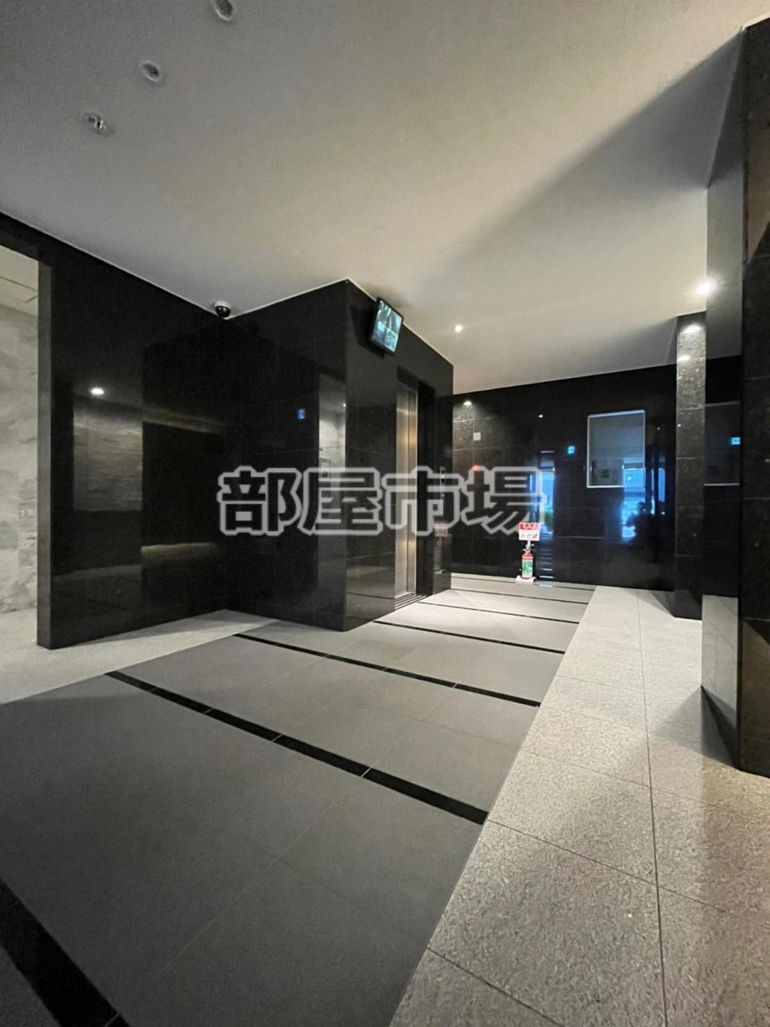 フィオーレ元浅草のロビー