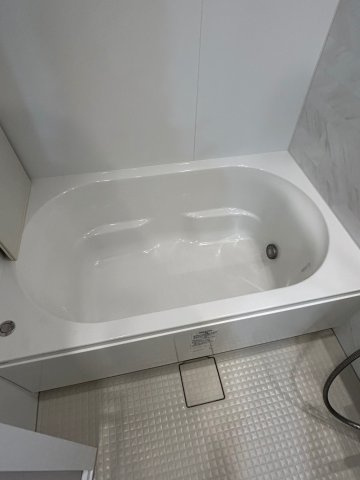 コンフォリア日暮里の浴室