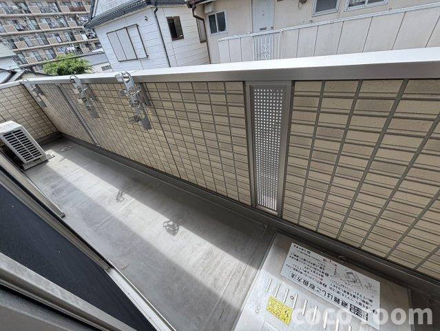 ヴィラ　ピーノのバルコニー