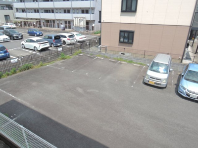 【駐車場】 | メゾンヴィラージュ